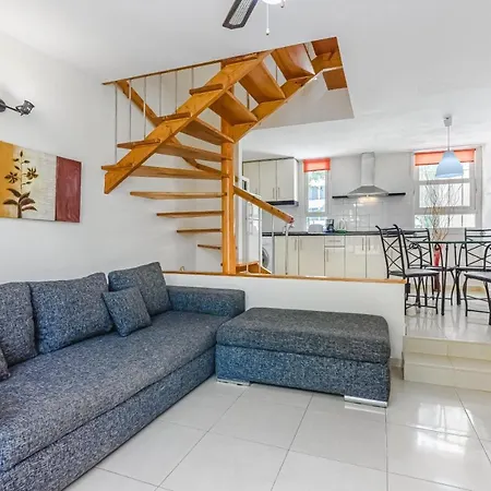 Complex Cortijo, Americas, Pool, Parking La45 דירה *