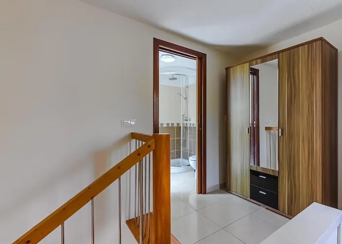 Apartment Complex Cortijo, Americas, Pool, Parking La45